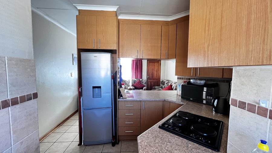 2 Bedroom Property for Sale in Fleurdal Free State